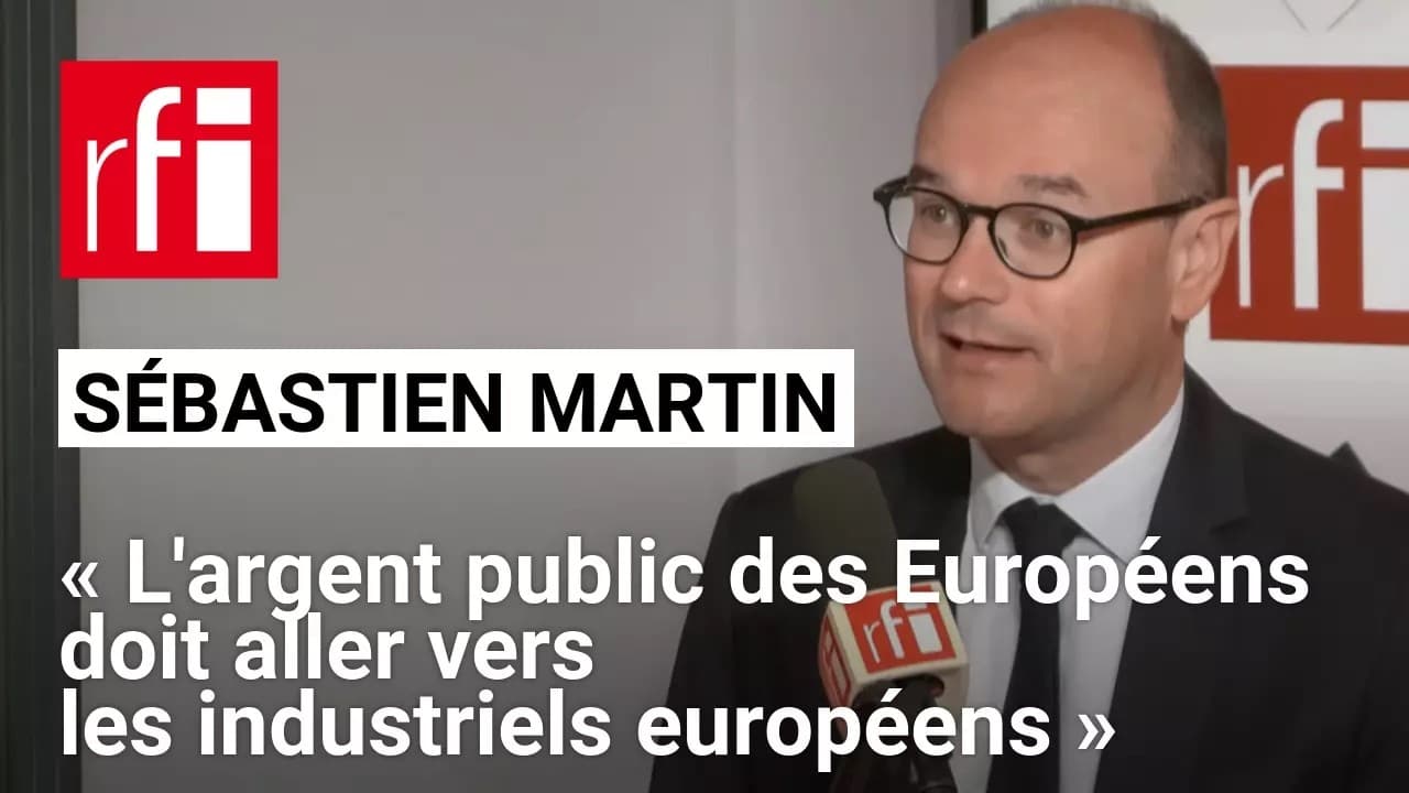 Pierre Moscovici défend la préférence européenne et des économies sur les indemnités ministérielles