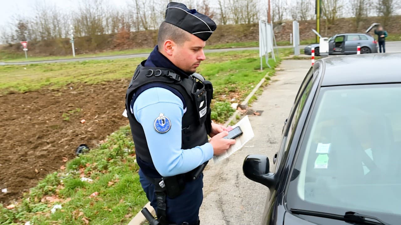 EXCLUSIF : Gendarmes face à l'explosion des délits routiers et des violences — La faille qui menace les radars automatiques